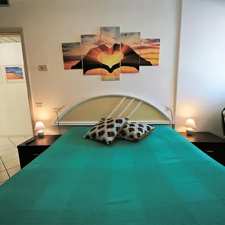 R02 - A Due Passi Dal Mare פורטו רקנאטי